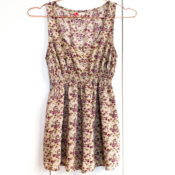 Forever 21 Tops - forever 21 sleeveless floral tank top scoop neck